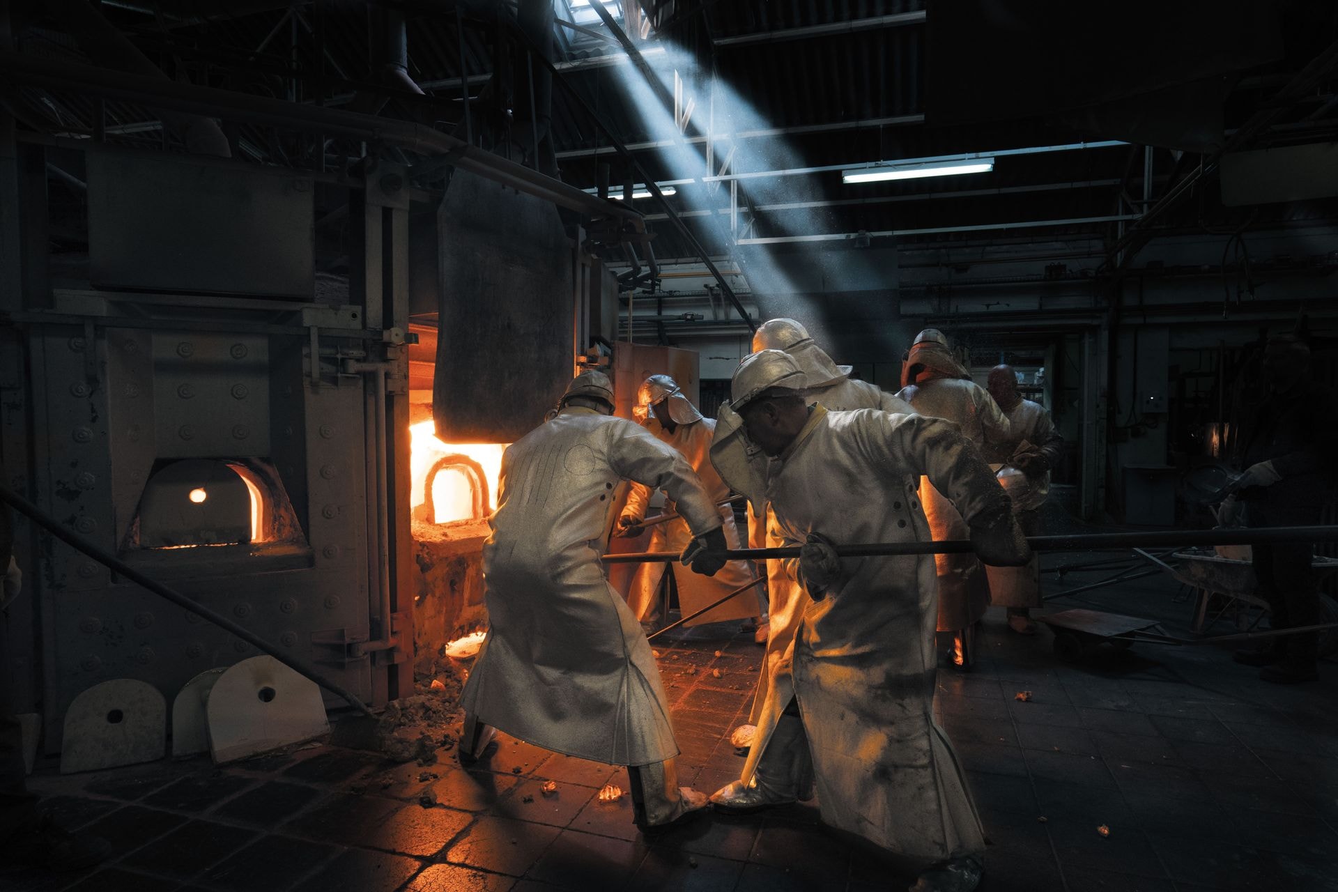 changing of the pot at the lalique factory sequences studio 1643206328 min c7d97bde2b